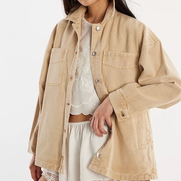 We The Free Jackets & Blazers - We The Free Oversized Beige Cotton Utility Shacket Jacket Women's Medium